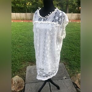 2X Cream Lace Top